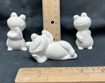 Set di 3 rane in ceramica grezza pronte da dipingere.