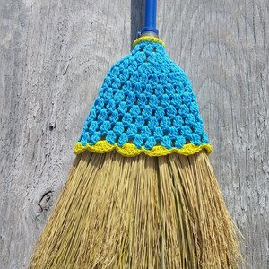 Crochet Pattern / Cluster Broom Cover / Broom Cover / Broom Decor / Crocheted Broom Cover / Crochet Cover / House cleaning / Kitchen Decor