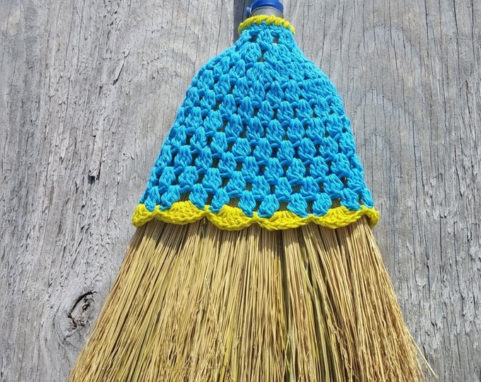 Crochet Pattern / Cluster Broom Cover / Broom Cover / Broom Decor / Crocheted Broom Cover / Crochet Cover / House cleaning / Kitchen Decor