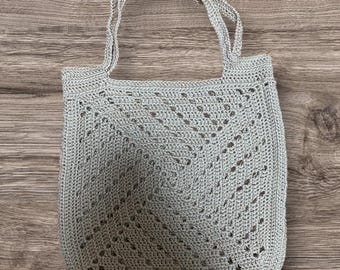 Crocheted bag pattern