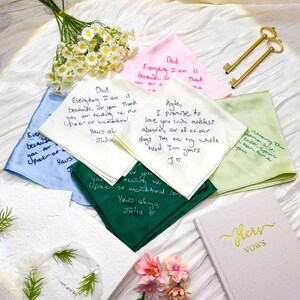 Fazzoletto ricamato personalizzato scritto a mano, fazzoletto da sposa ricamato in seta di gelso, regalo di nozze, fazzoletto da taschino