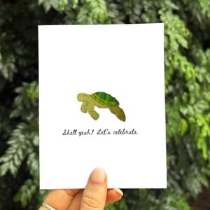 Tarjeta de felicitaciones. Tarjeta de "Shell yeah". Tarjeta de juego de palabras. Tarjeta de nuevo trabajo. Tarjeta de compromiso. Tarjeta de cumpleaños.