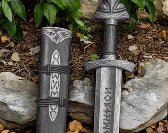 Hand-Forged Damascus Steel Viking Sword – Ragnar Lothbrok Replica