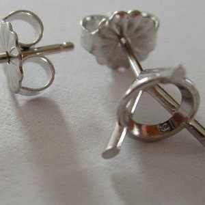 Martini Cocktail Style Stud Earring Mounting with Backs 14K White Gold Round 3 Prong