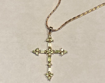 14K Yellow Gold Peridot Pendant  | August Birthstone Gift
