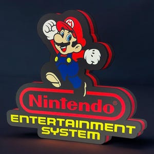 Luminária LED Mario Nintendo NES – Luz Noturna RGB para Jogos – Decoração Geek – Luminária 3D – Ideia de Presente para Gamers – Feita à Mão na França