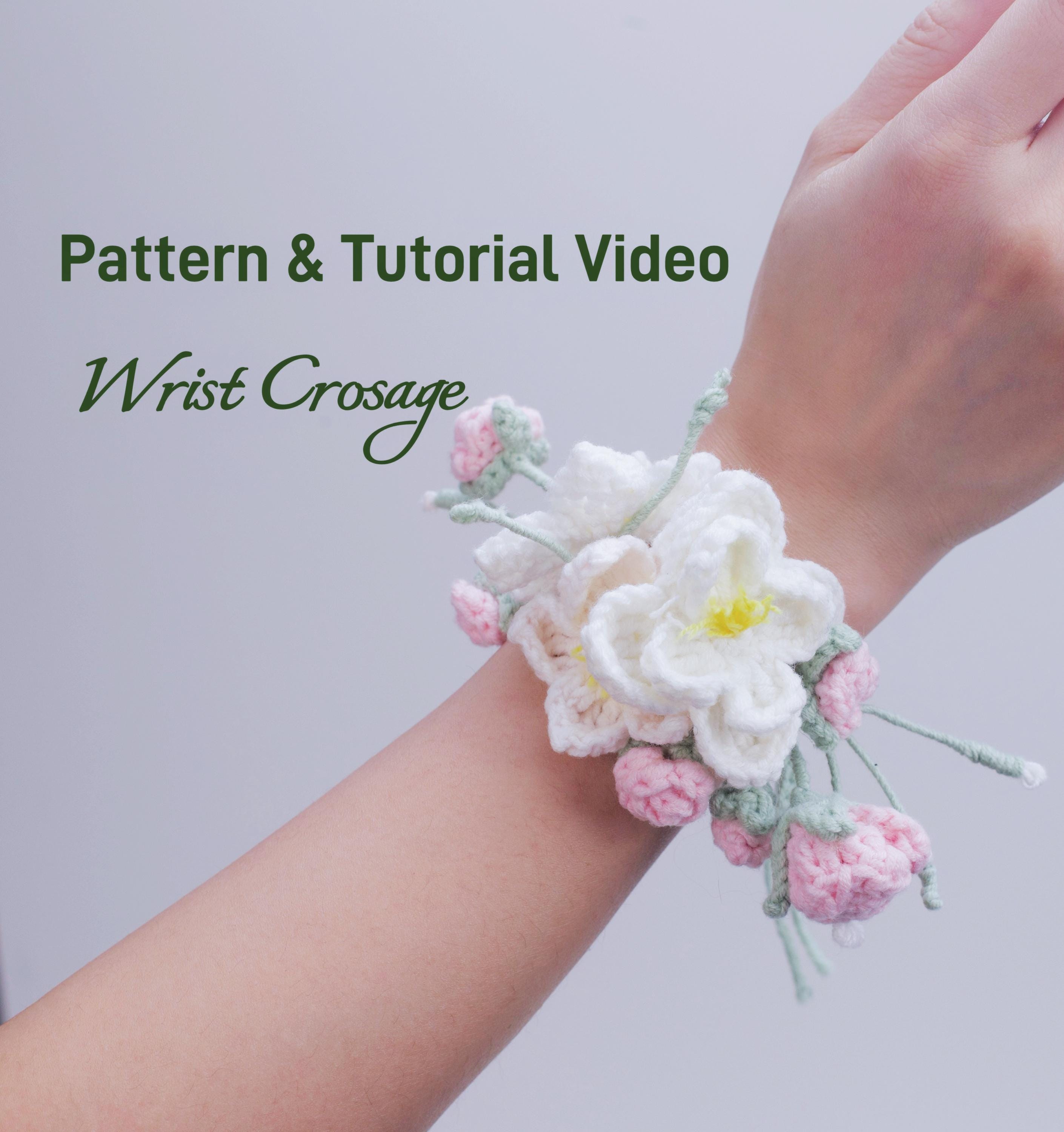 Flower wrist corsage France