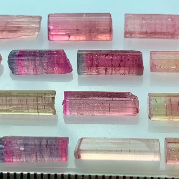 40.90 Ct Well Terminated Tourmaline Bi Colour Crystals Lot From Afghanistan