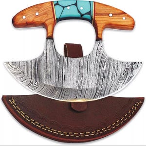 El cuchillo Intuit Alaskan Ulu viene con una funda de cuero genuino y un cortador de pizza de Damasco de 5,8&quot; FORJADO A MANO