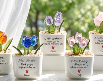 Personalized Glass Tulip Flower Pot, Thank you Gift for Teacher, Teacher Appreciation Gift, Office Decoration, Thank You for Helping Me Grow
