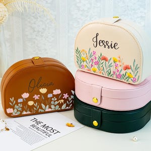 Flower Jewelry Box, Personalized Jewelry Box, Bridesmaid Wedding Favors, Name Jewelry Holder for Women, Travel Gift for Friend Coworker