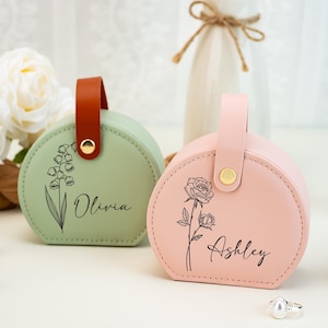 Portagioie con fiore di nascita, bomboniere per damigelle d'onore, portagioie da viaggio personalizzato, contenitore per orecchini, anelli e collane, regalo di compleanno