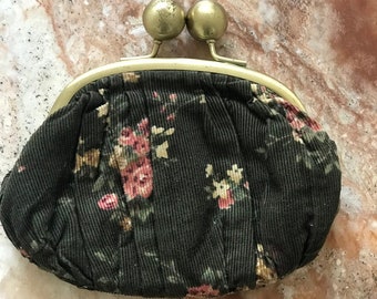 Vintage Coin Purse / Vintage Purse / 70s Purse / Boho Bag / Petite Purse / Change Purse / Kiss Lock Purse