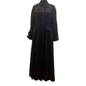 Vintage 70s Black Gothic Style Ankle Length Fur Coat / Vintage Black Fur Overcoat / Winter Coat / Women’s Fur Coat