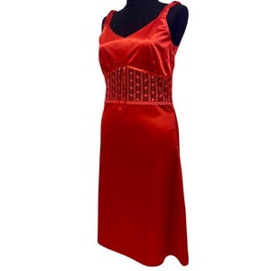 80s Sexy Red Lingerie/Night Gown / Nightie / Vintage Night Gown / Bright red babydoll with Elegant lace details / Women’s Gown