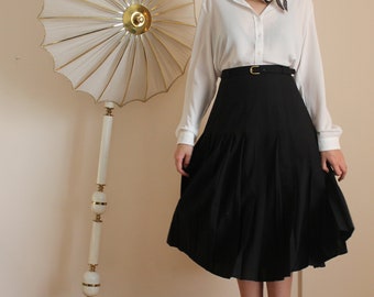 80s vintage midi pleated skirt with belt