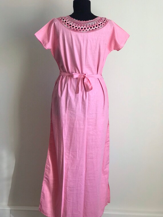 1970s Vintage Romantic Pink Night Gown with Chroc… - image 6