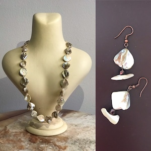80s Vintage Beautiful Nacreous Pearl Necklace & Earrings Set / 80s Jewelry / Nacreous Necklace / Women’s Necklace / Gift for Her / Christmas