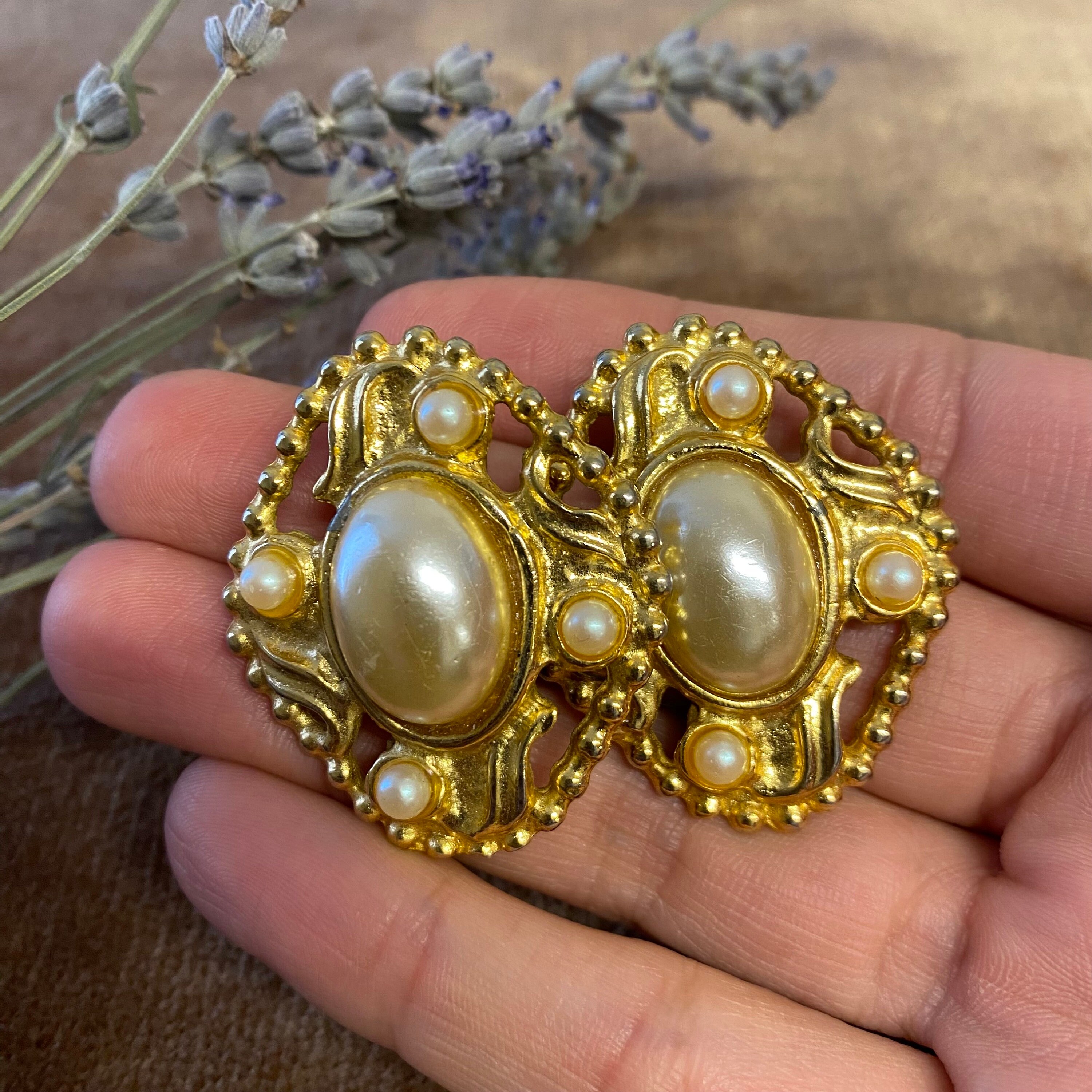 Boucles D'oreilles Clips Vintage - Ton Or Et Perle Fantaisie Bleue - Occasion