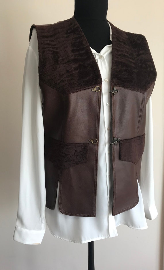 Vintage Women's Brown Faux Leather Vest / Boho Ve… - image 1