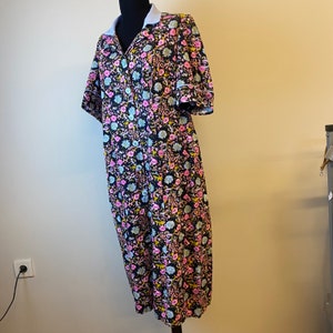 70s Vintage Midi Cotton Flannel Prairie Dress / Handmade Vintage Dress / Short Sleeve Below the Knee Dress with Collar / Floral Dress