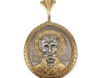 925 Sterling Silver & Yellow Gold Medal Saint Nicholas the Miracle Worker