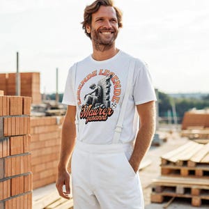 Living Legend Bricklayer T-Shirt | Funny Craftsman Shirt | Construction Worker Gift Men | Saying Shirt Construction Site Bricklayer Profession