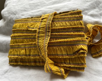 Antique Ruffle Tape, Vintage Yellow & Green Tape, French Trim, Cotton Ribbon, Period Costume, Furnishings, Sewing Fun / 2m/ NOS