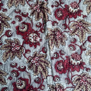 Grand rideau antique rouge foncé, France vers 1890, décoloré
