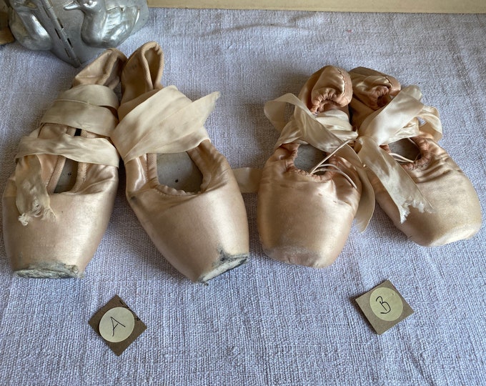 Vintage Ballet Shoes Pink Peach Pointe Shoes. Ballet School Etsy