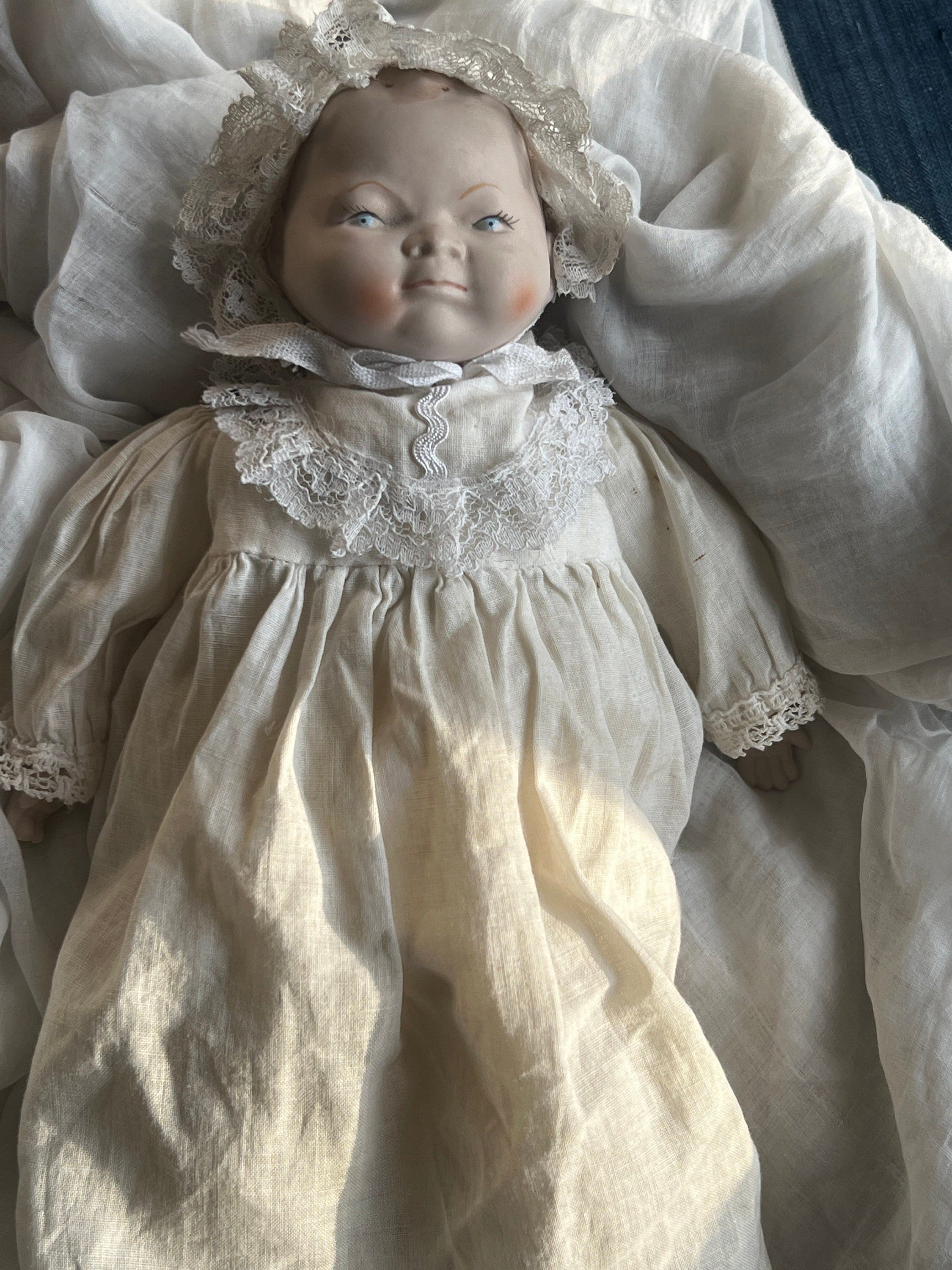 antique-porcelain-baby-dolls