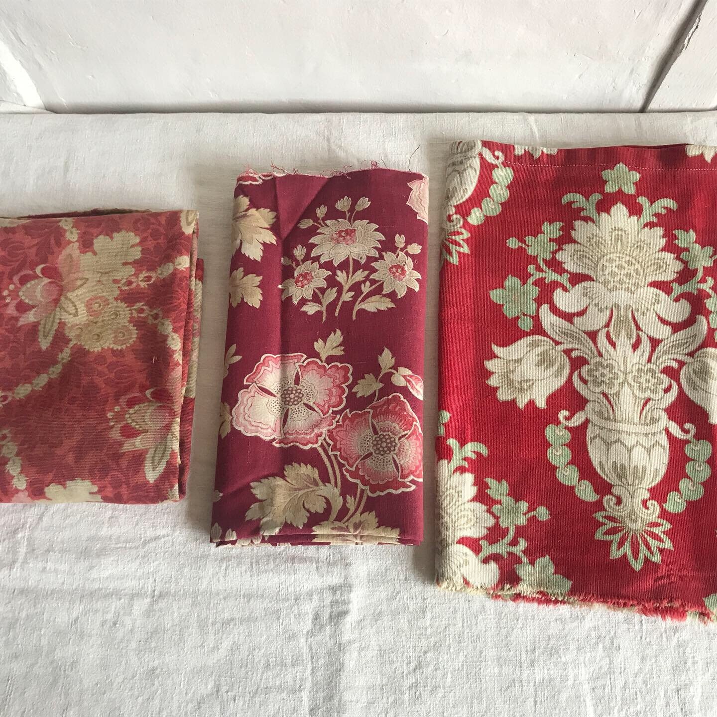 Antique Fabric Remnants Vintage Red Floral Fabrics Etsy UK