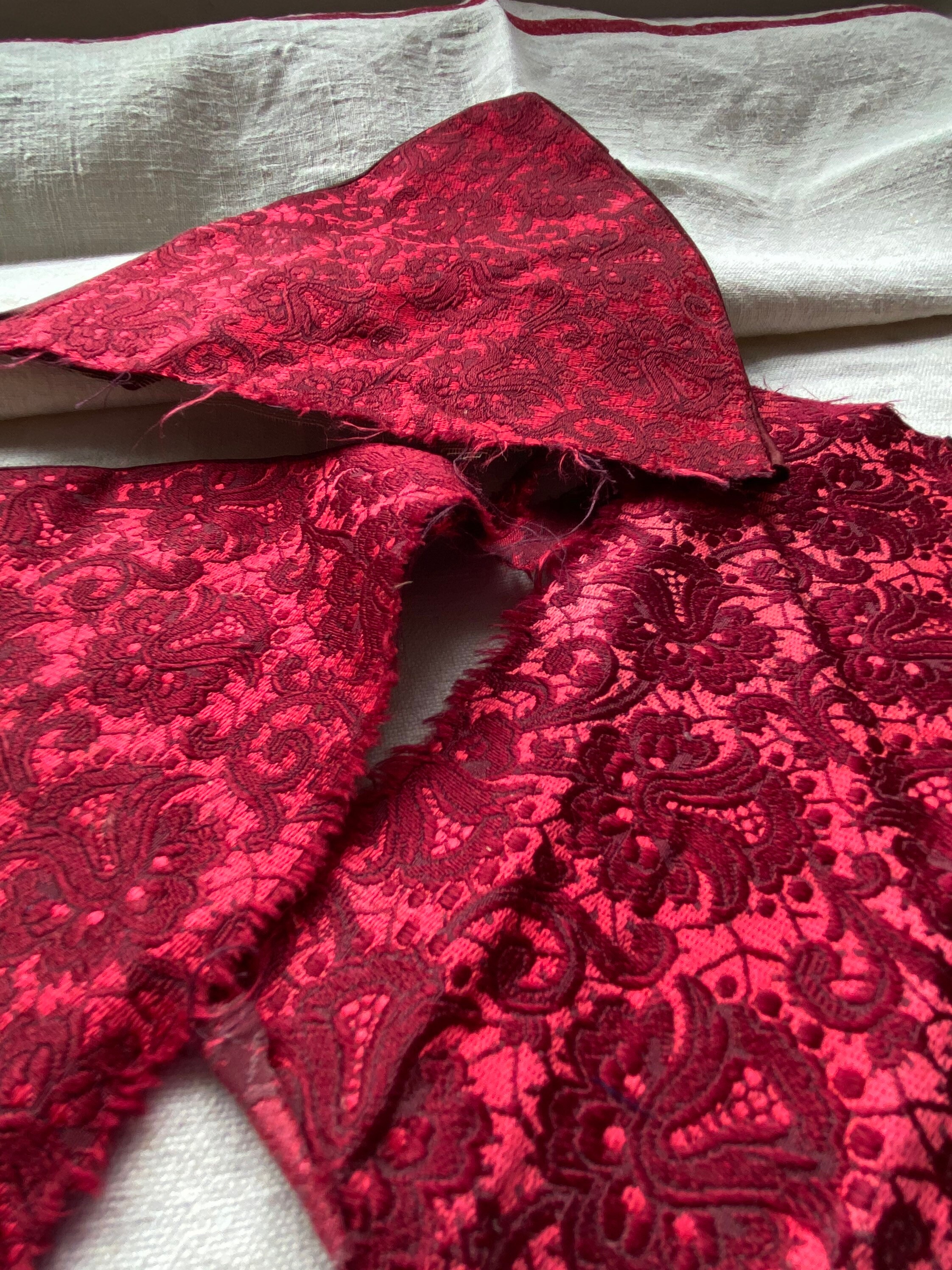 Antique Fabric Remnants Vintage Red Silk Jacquard. Etsy UK