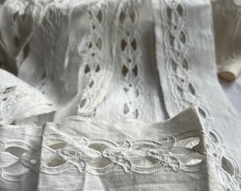 Vintage Lace, White Cotton Fabric. Shelf Trim, Broderie Anglaise Tape /Vintage Wedding & Home Furnishings / Projects / 4 yards