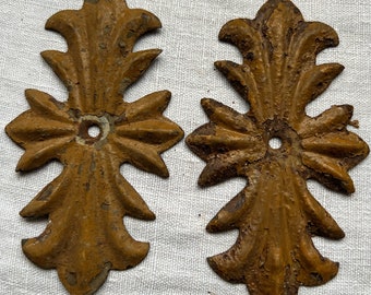 Antique French Fittings, Vintage Metal Flowers. Chateau Antiques, French Home Decor. Decorative Architectural Salvage, BrocanteArt /1 pc