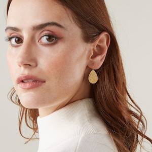 Hammered Brass Teardrop Earrings | Gold drop Earrings | Simple dangle earrings | Tribal earrings | Gold pendant earrings | Brass Jewellery