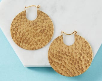 Gold tribal hoop earrings | Gold statement earrings | Creole hoop earrings | Hammered brass circle earrings | Big round gold earrings
