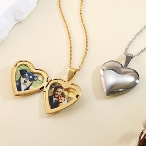Collar de medallón de corazón personalizado, collar de medallón de corazón grabado personalizado, collar de medallón de corazón con foto, regalo para mamá, regalo de cumpleaños para ella