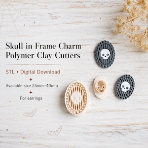 Puede incluir: Skull in Frame Charm Polymer Clay Cutters STL Digital Download. Available size 25mm-40mm. For earrings. Incluye un cortador ovalado beige grande, un cortador de calavera beige pequeño y dos dijes de calavera ovalados gris oscuro.