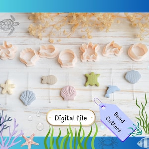 Könnte beinhalten: Eine Auswahl an Perlenausstechern in verschiedenen Meeresformen, darunter Seesterne, Muscheln und Schildkröten. Die Ausstecher sind in Rosa-, Beige- und Grüntönen gehalten. Der Text "Digital file" und "Bead Cutters" ist ebenfalls vorhanden.