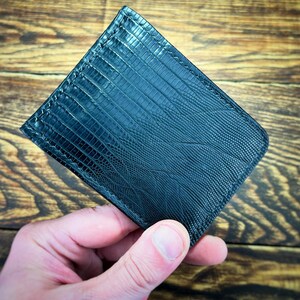 Cartera con clip para billetes de piel de lagarto negro / Tarjetero fino hecho a mano / Cartera minimalista para hombre / Regalo único / Personalización