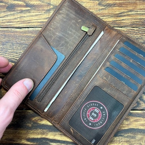 Personalized Leather Long Wallet for Men – Slim Brown Vintage Wallet with Zipper – Custom Handmade Gift for Him – Anniversary or Christmas