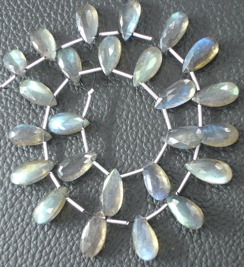 8 Inch-Super-Finest-Superb-aaa-Quality,BLUE FLASHY LABRADORITE 7 Matched Pairs,15mm Long Elongated Pyramid Shape Briolettes.