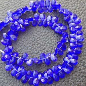Kobaltblauw Chalcedoon Faceted Faceted Pear Shaped Briolettes, 6x4mm lange grootte, prachtig object tegen lage prijs