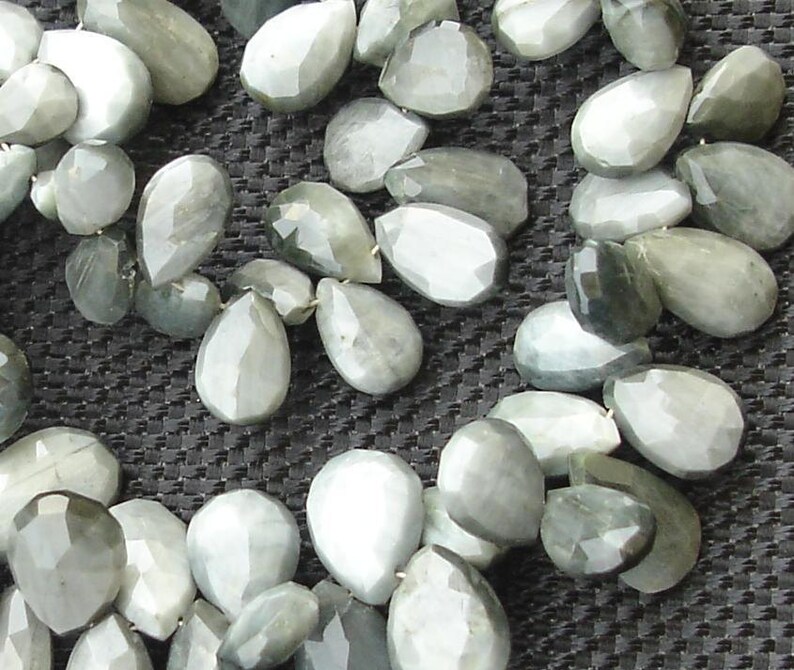 Grey Cat/'s Eye Faceted Pear Briolettes 65 Cts SUPER-- SUPER---Grey Cat/'s eye 7-10mm Aprx. Super Finest Quality