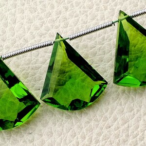 New Arrival 3 Pieces Set AAA PARROT GREEN Quartz Faceted Fancy shaped Briolette,16-18mm Long, (Extremely Beautiful set