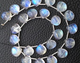 Brand New, 4 Matched pairs,Extremely Blue FLASHY RAINBOW Moonstone Smooth Cabachons Heart Shape, 10x10mm,AMAZING