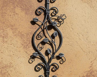 Handcrafted Wrought Iron Leaf & Vine Wall Art - Rustic Home Decor