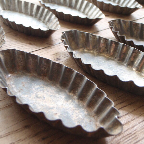 10 Vintage French Tart Tins