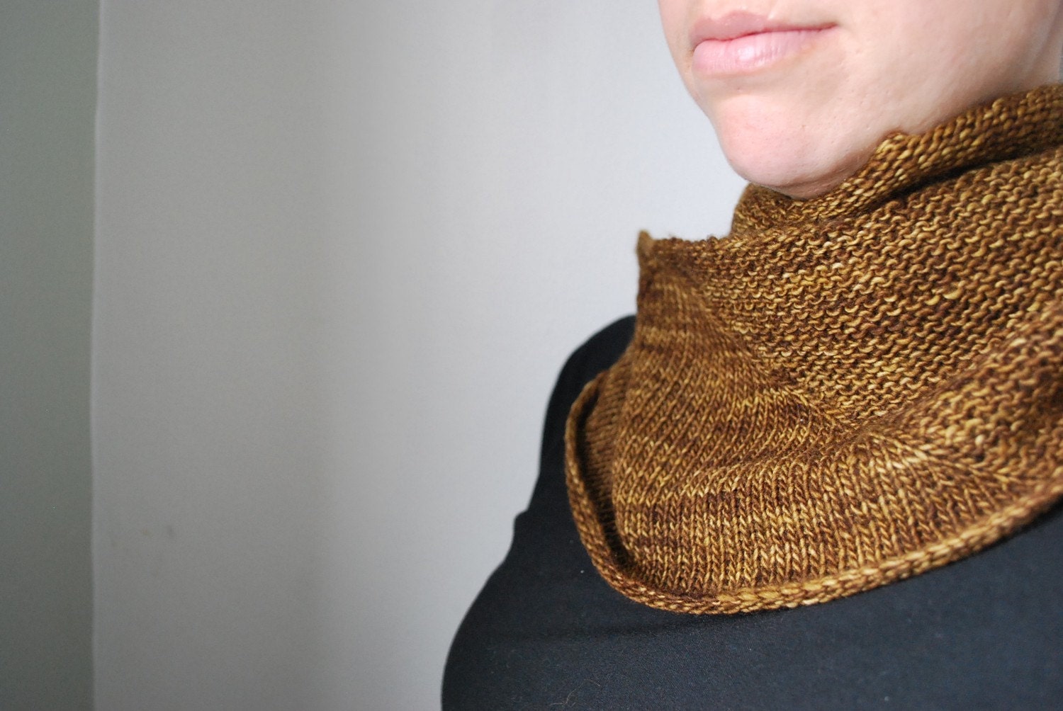 Variation Cowl Project Sample main image 0